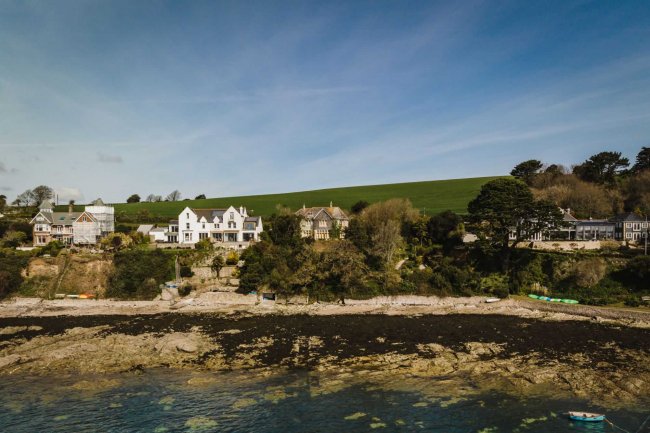 48 Trefusis Road, Flushing, Cornwall, TR11 5UB 1