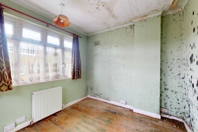 49 Queens Road, Sheen, London, SW14 8PH 2