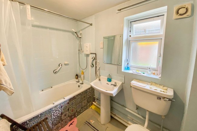 29 Leon Close, Oxford, Oxfordshire, OX4 1GS 4