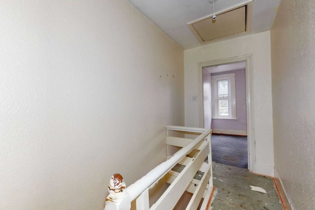 25 Clacton Road, Walthamstow, London, E17 8AP 8