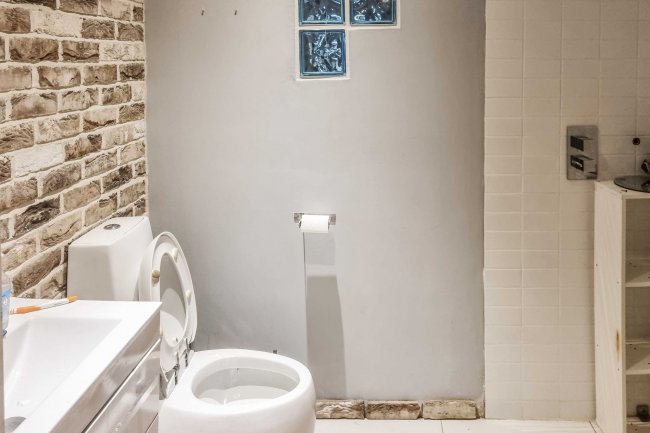 3 Bexhill Road, New Southgate, London, N11 2RG 2