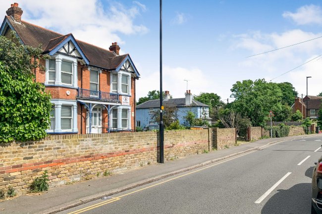 28 and 30 High Street, Hounslow, Middlesex, TW5 9RG 6