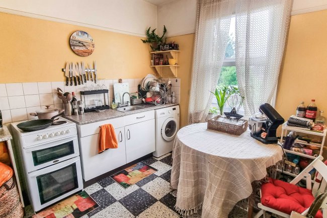 155 Chase Side, Enfield, EN2 0PW 9