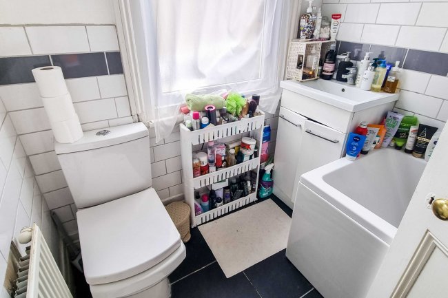 155 Chase Side, Enfield, EN2 0PW 9