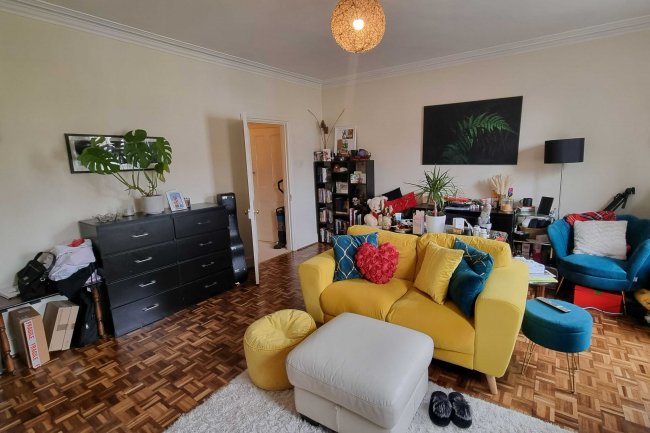 155 Chase Side, Enfield, EN2 0PW 9