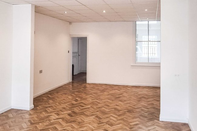 157 Chase Side, Enfield EN2 0PW 10