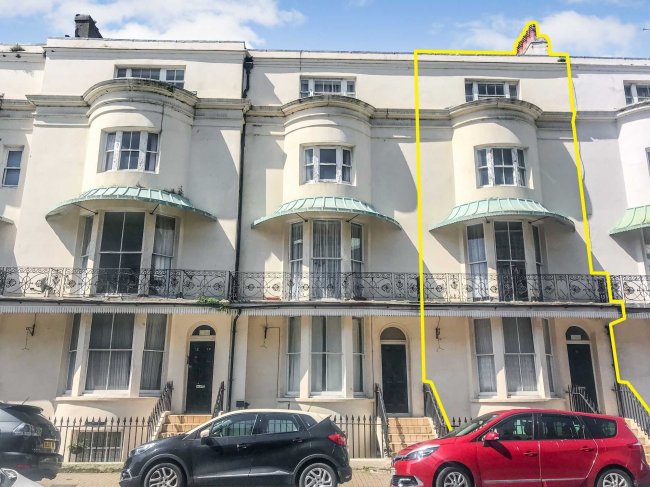 16 Cavendish Place, Eastbourne, East Sussex, BN21 3EJ 4