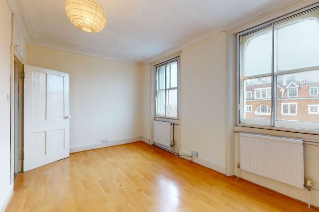 Flat 4, 41 Goldhawk Road, Shepherd's Bush, London, W12 8QP 1