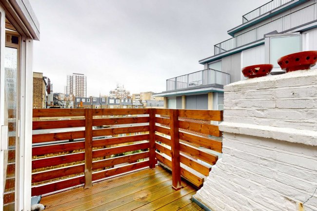 Flat 4, 41 Goldhawk Road, Shepherd's Bush, London, W12 8QP 1