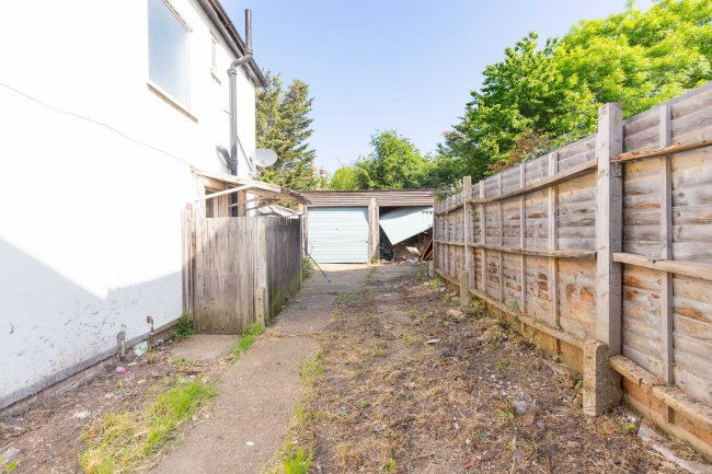 231 Seely Road, Tooting, London, SW17 9RA 5