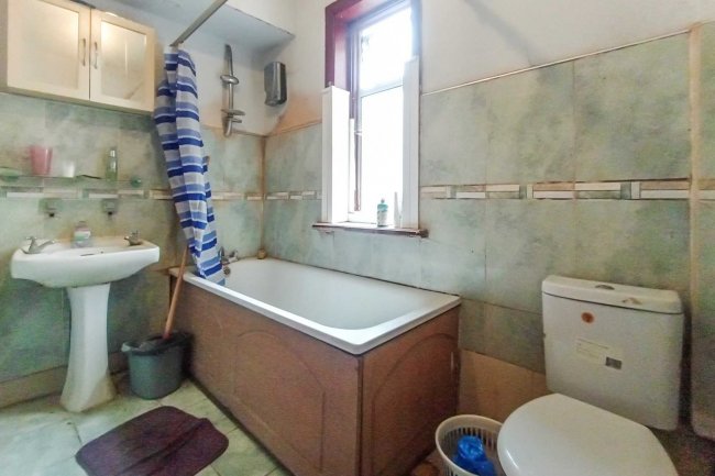 31 Shortlands Road, Leyton, London, E10 7AH 6