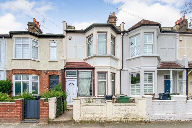 31 Shortlands Road, Leyton, London, E10 7AH 6