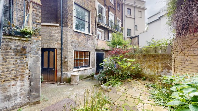 Flat A, 111 St Georges Road, Lambeth, London, SE1 6HY 9