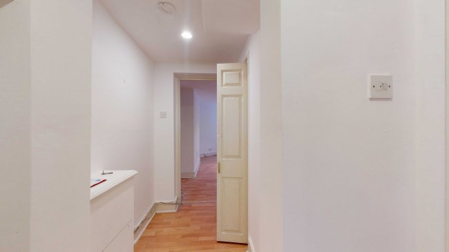 Flat A, 111 St Georges Road, Lambeth, London, SE1 6HY 9