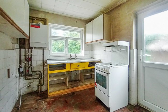 18 Sheldon Close, Cheshunt, Waltham Cross, EN7 6RH 6