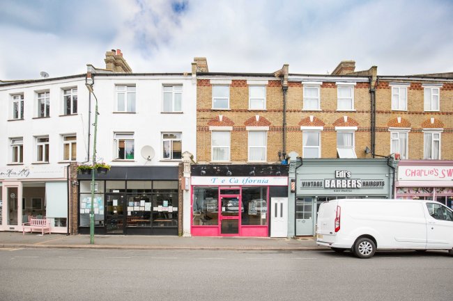 43 Station Road, Sutton, SM2 6DF 1