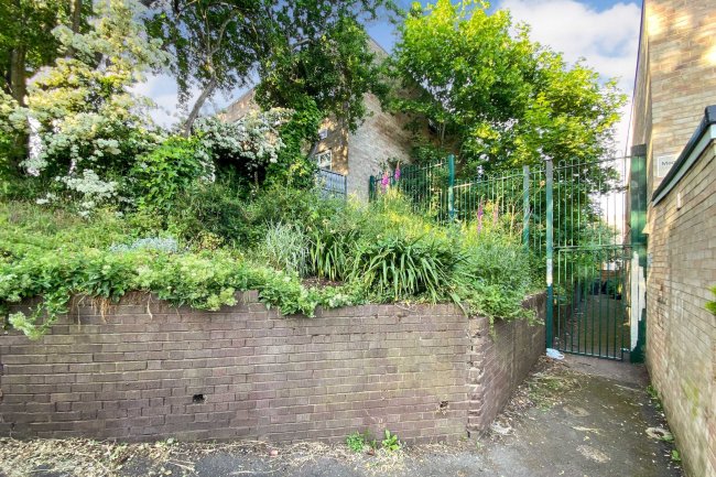 Land adjacent 63 Moorfield Road, Enfield, EN3 5XW 8