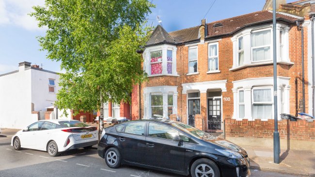 110 Burns Road, Harlesden, London NW10 4DX 2