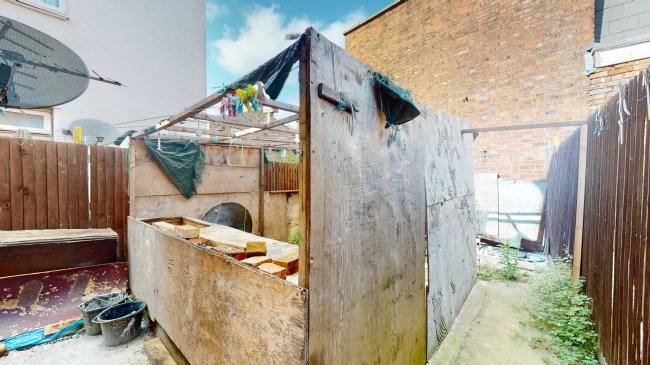 110 Burns Road, Harlesden, London NW10 4DX 2