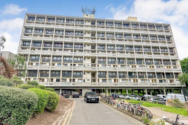 12 Binley House, Highcliffe Drive, London, SW15 4PY 9