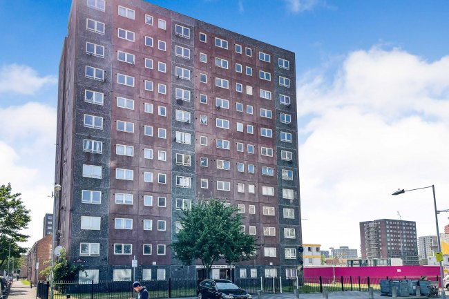 66 Oban House, 95 Wheelers Cross, Barking, IG11 7EQ 7