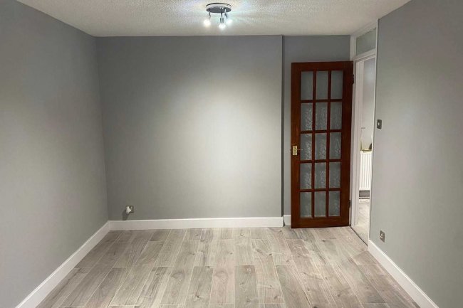 37 Saint Domingo House, 2 Leda Road , London , SE18 5QW 5