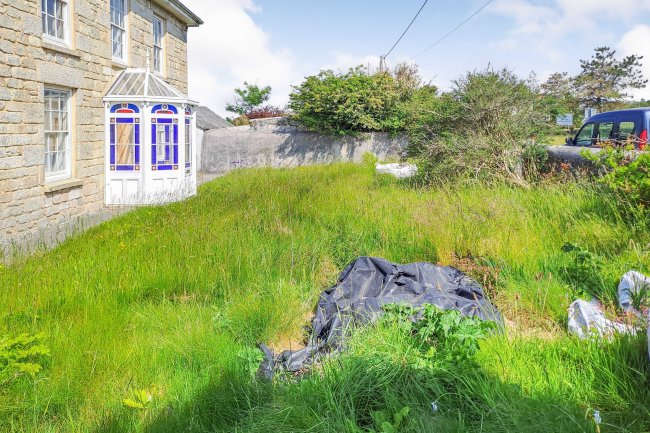 33/35 Loscombe Road, Four Lanes, Redruth, Cornwall, TR16 6QA 6