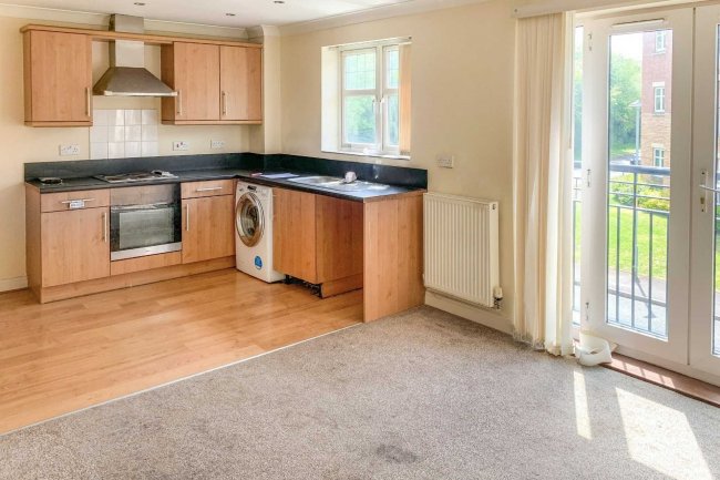 4 Birch House, 27 Alder Carr Close, Greenlands, Redditch, B98 7PF 8