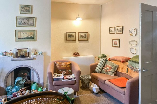 26-28 King Street, Thetford, IP24 2AP 6