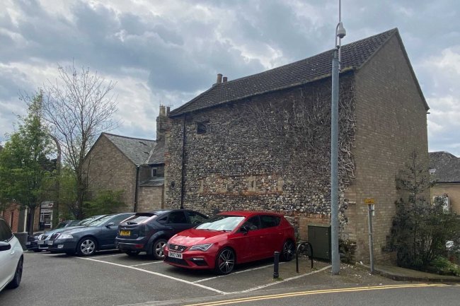 26-28 King Street, Thetford, IP24 2AP 6