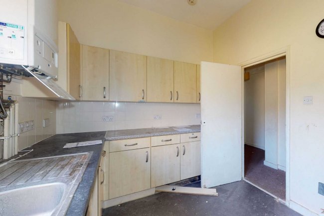 172A & 172B Osborne Road, Forest Gate, London E7 0PR 7