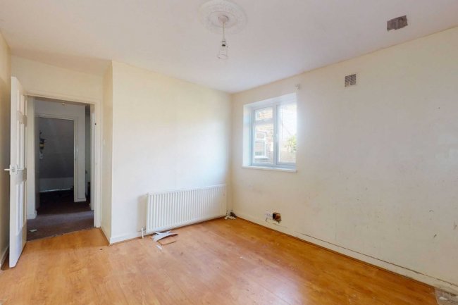 172A & 172B Osborne Road, Forest Gate, London E7 0PR 7