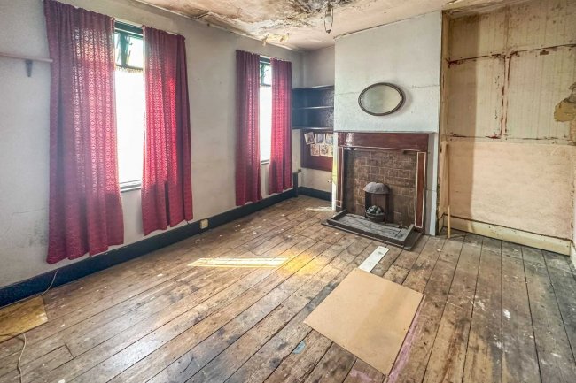 53 Suffolk Street, Forest Gate, London, E7 0HF 4