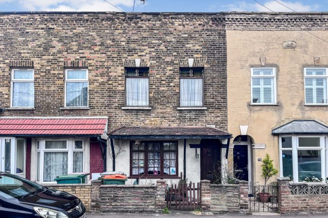 53 Suffolk Street, Forest Gate, London, E7 0HF 4