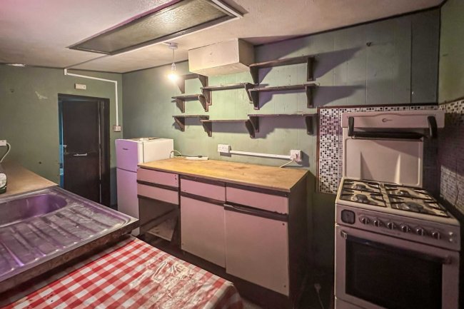 53 Suffolk Street, Forest Gate, London, E7 0HF 4