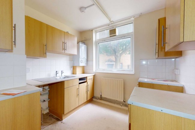 2 Colebrook House, Ellesmere Street, Poplar, London, E14 6LB 1