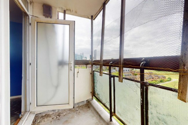 Flat 40 Busbridge House, Brabazon Street, Poplar, London, E14 6LA 9