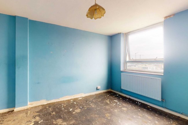Flat 40 Busbridge House, Brabazon Street, Poplar, London, E14 6LA 9