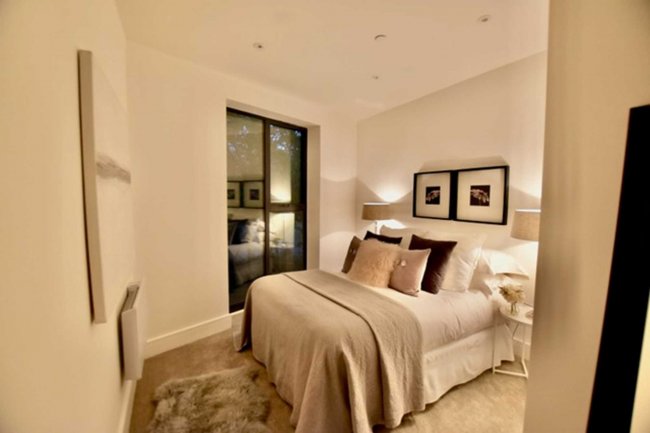 104 South Birkbeck Road, Leytonstone, London E11 4JH 10