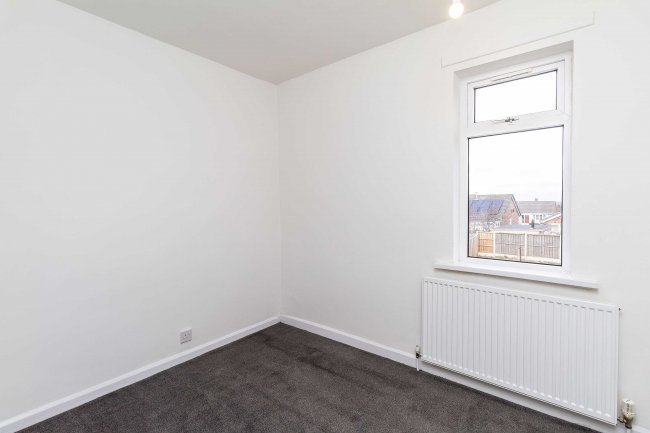 42 Henson Grove, Castleford, WF10 3JF 2