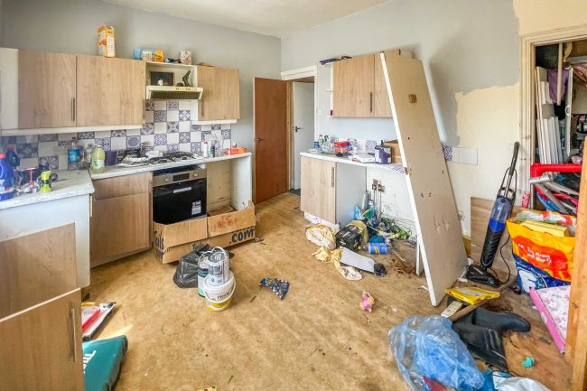 84 Oak Street, Colne, Lancashire, BB8 0BA 3