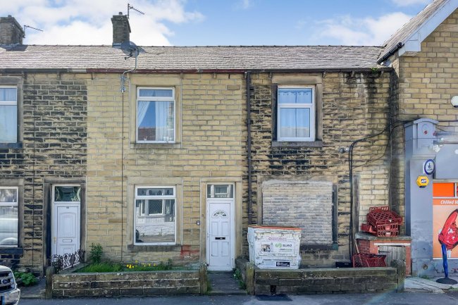 84 Oak Street, Colne, Lancashire, BB8 0BA 3