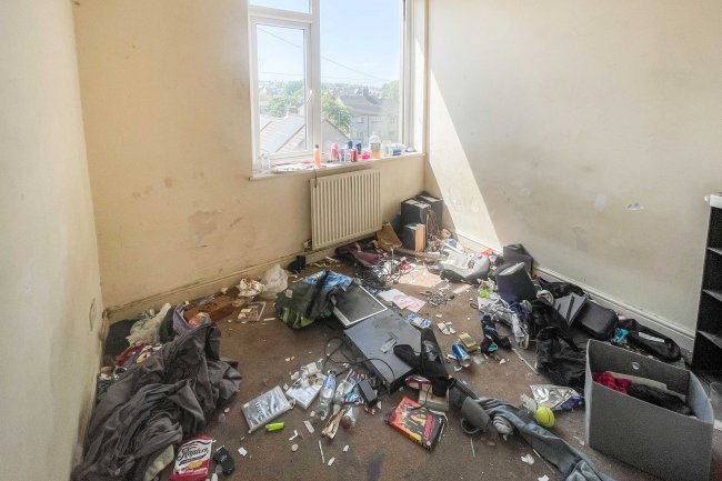 84 Oak Street, Colne, Lancashire, BB8 0BA 3