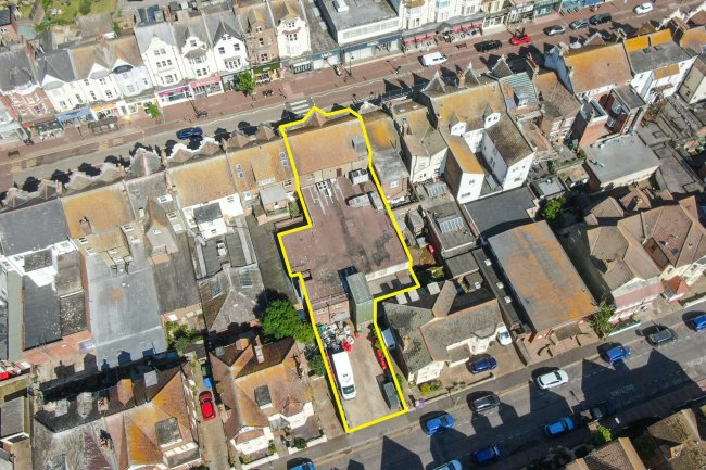 Iceland, 44 Devonshire Road, Bexhill-on-Sea TN40 1AX 7