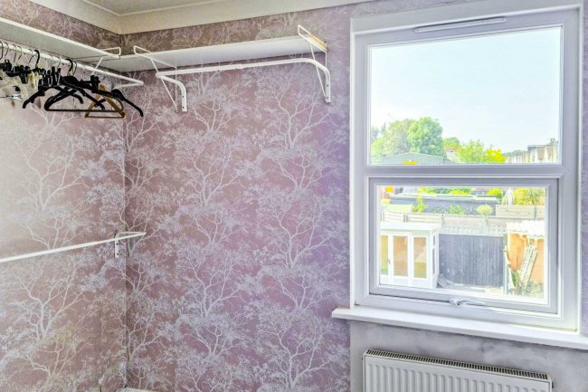 5 Churchill Road, South Croydon CR2 6HE  1