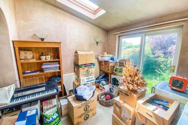 13 Moresby Avenue, Surbiton, Surrey, KT5 9DT 9