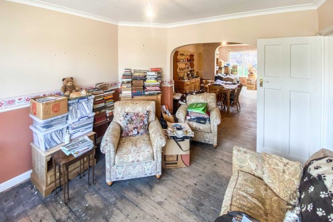 13 Moresby Avenue, Surbiton, Surrey, KT5 9DT 9