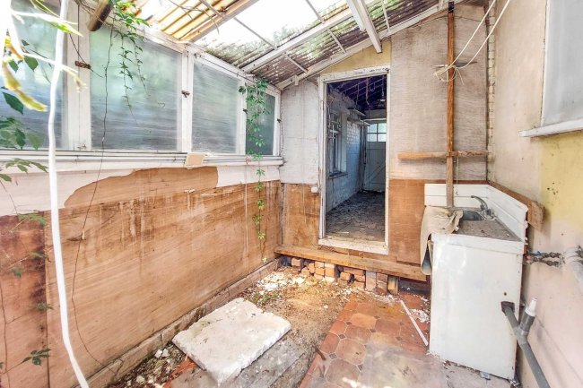 82 Crookston Road, Eltham, London, SE9 1YD 3