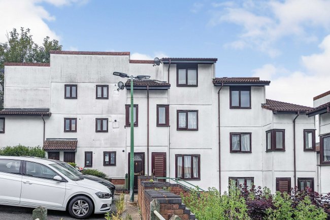 17 Francis Barber Close, Streatham, London, SW16 2AJ 10