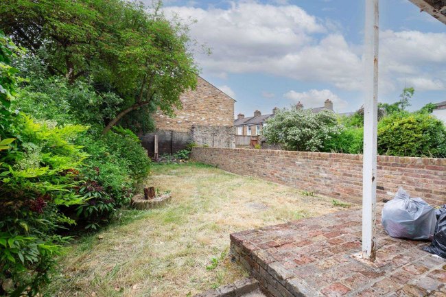 115 Highlever Road, North Kensington, London W10 6PH 3